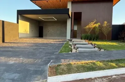 Casa térrea a venda condomínio fechado terras de toscana / 3 suítes