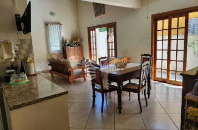 Sobrado com 4 dormitórios à venda, 204 m² por r$ 851.200 - santana - pindamonhangaba/sp