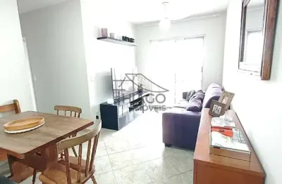 Lindo apartamento de dois dormitórios, andar alto com linda vista, vaga de garagem e ótima localiza