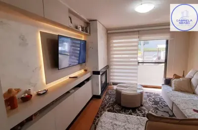 Amplo apartamento localizado no bairro cristo redentor - caxias do sul.