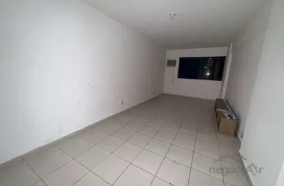 Sala comercial para alugar na Avenida Barão do Rio Branco, Centro, Juiz de Fora
