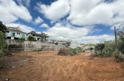 Terreno à venda na Alameda Engenheiro Gentil Forn, São Pedro, Juiz de Fora