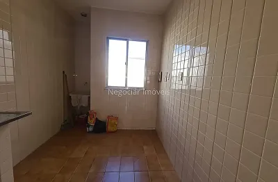 Apartamento com 2 quartos para alugar na Rua Paula Lima, Centro, Juiz de Fora