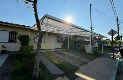 Casa em condomínio fechado com 2 quartos para alugar na Rua Eduardo Sathler, São Pedro, Juiz de Fora