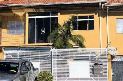 Sobrado a venda no pilarzinho, 3 dormitórios, 3 vagas de garagem, aceita permuta