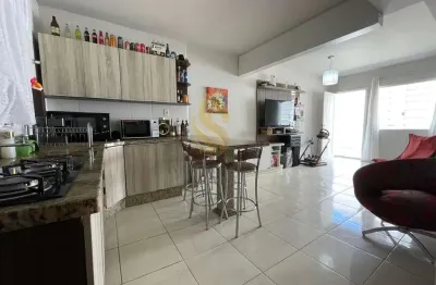 Sobrado para Venda em Curitiba, Boqueirão, 2 dormitórios, 2 banheiros, 1 vaga