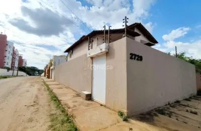 Casa residencial à venda, no bairro piçarreira, teresina/pi