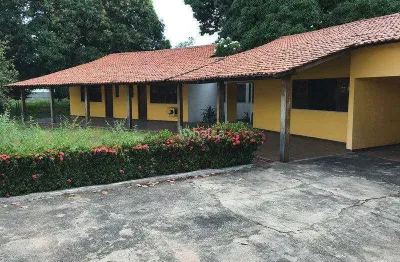 Casa comercial à venda na Avenida Barão de Castelo Branco, Cristo Rei, Teresina
