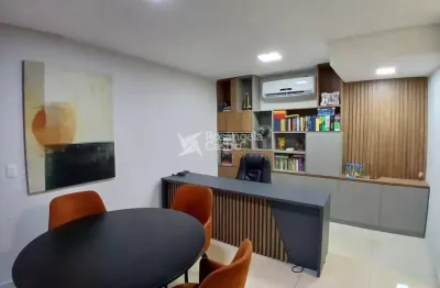 Sala comercial com 4 salas para alugar na Avenida Pinel, 440, Cabral, Teresina