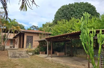 Casa com 3 quartos à venda no Centro, Confins 