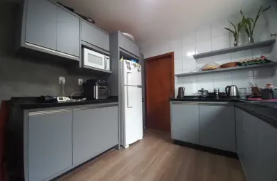 Casa com 3 quartos à venda na Rua Caibi, 34, Bela Vista, São José