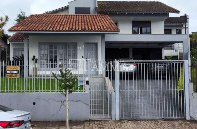 Casa em alto padrão a venda, cristo rei, pato branco - pr. a 5 minutos do centro