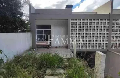 Casa com 2 quartos para alugar na Rua Luís Fredo, Cristo Rei, Pato Branco