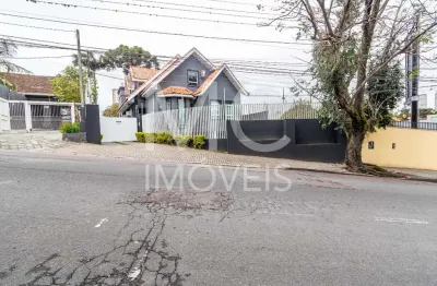 Excelente casa comercial com 340 m² de área útil, estacionamento para 16 carros, à venda no bairro são francisco.