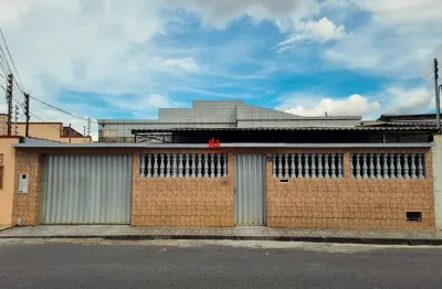 Casa para venda em manaus, dom pedro i, 3 dormitórios, 3 suítes, 4 banheiros, 2 vagas
