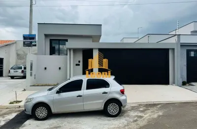 Casa moderna com materiais de primeira linha no portal da aliança