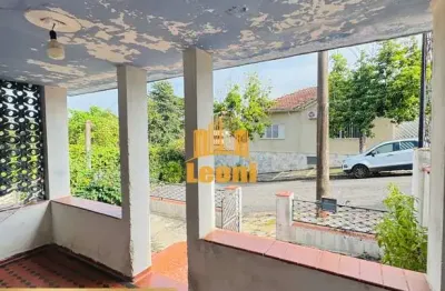 Excelente terreno com 691 m2 no centro de são joão para você ganhar dinheiro