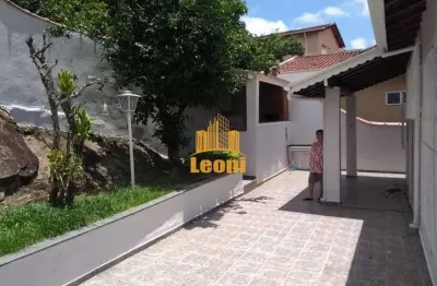 Casa 3 quartos com suíte + área gourmet com excelente localização