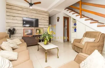 Linda casa com 3 dormitórios, pátio e terraço no bairro hípica