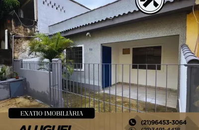 Casa com 2 quartos para alugar na Avenida Visconde de Santa Teresa, Saracuruna, Duque de Caxias