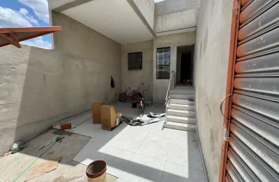 Casa com 2 quartos à venda na Rua N, 138, Bairro Parque Olímpico, Governador Valadares