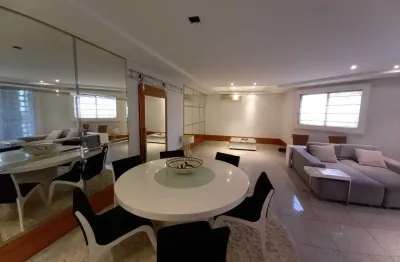 O ápice da exclusividade na mata da praia: onde o luxo encontra o mar.