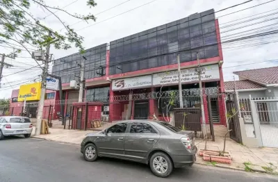 Depósito com 570m², escritórios e armazém e 2 vagas