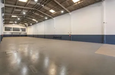 Oportunidade! pavilhão 750m² com segurança e 12 vagas