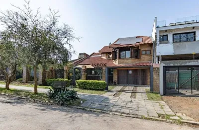 Casa de 269m² com 4 dormitórios, 2 suítes e 4 vagas na chácara das pedras