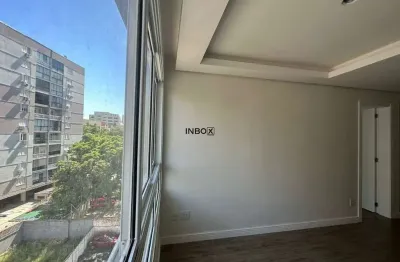 Apartamento 1 dormitório suíte de 44m² e churrasqueira no bairro bom fim