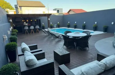 Inbox cia imobiliaria vende ótima casa 100% mobiliada, em condomínio de alto padrão, na zona sul de porto alegre.