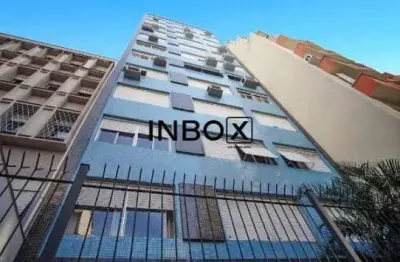 Otimo apartamento de 02 dormitório, todo reformado, nas proximidades do hospital santa casa e situado no centro histórico de porto alegre.