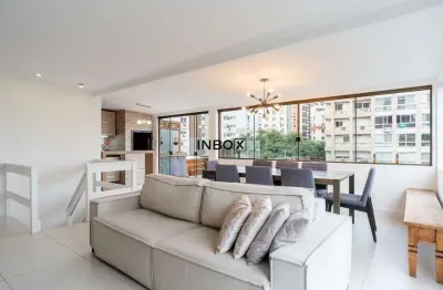 Cobertura excelente à venda, 221 m² com 3 quartos e 5 banheiros