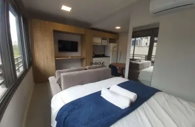 Inbox cia imobiliaria vende apartamento studio mobiliado com 25,00 m² de área privativa na cidade baixa em porto alegre..