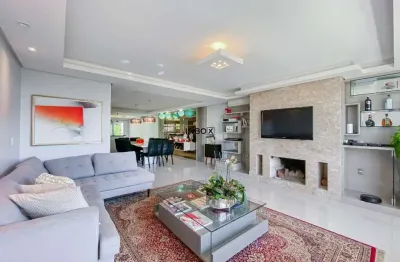 Casa decorada com 3 quartos e 3 suítes 352,50m² no bairro chácara das pedra