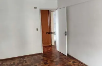 Apartamento com 45m² e 1 dormitório no bairro centro histórico em porto alegre para alugar
