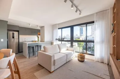 Apto decorado e mobiliado 02 quartos (01 suíte) com 66,87m² no bairro petrópolis, porto alegre.