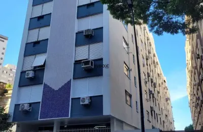 Apartamento de um dormitório mobiliado no centro histórico de porto alegre
