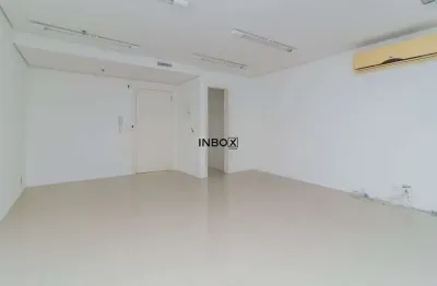 Sala comercial de 32m² com vaga no praia de belas business center