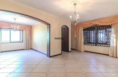 Casa com 5 quartos para alugar na Rua Waldomiro Schapke, 115, Partenon, Porto Alegre