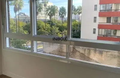 Studio de 30m² com churrasqueira e opção de garagem no bairro bom fim