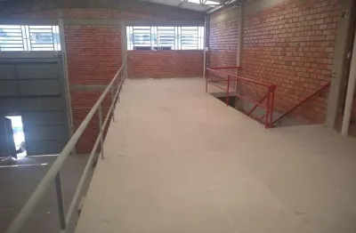 Pavilhão com mezanino, escritório e 4 banheiros, bairro são joão.