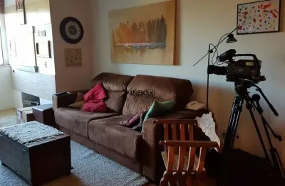 Apartamento com 2 dormitórios, 1 vaga, próximo a puc p. alegre