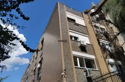 Amplo apartamento no rio branco, 5 dormitórios, 1 suíte em porto alegre.