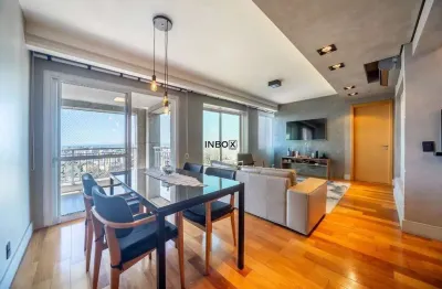 Apartamento com 95m² de área privativa, mobiliado, de 2 dormitórios, 2 suítes, 2 vagas