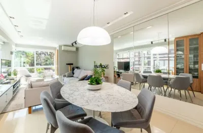 Apartamento com 104m² privativos, 3 dormitórios, 1 suíte, 3 vagas