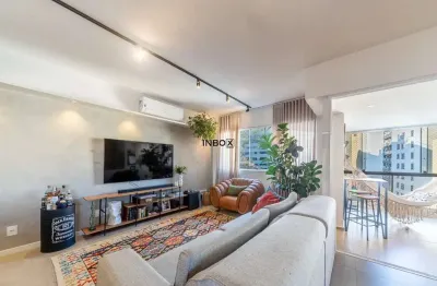 Apartamento com 120m² de área privativa, 3 dormitórios, 1 suíte, 2 vagas