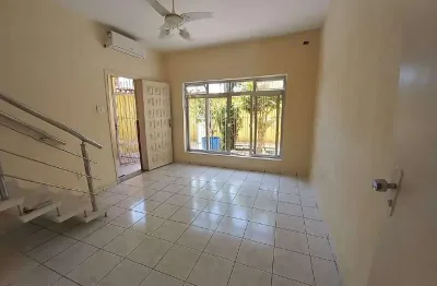 Casa com 2 quartos à venda na Rua Manderá, Vila Alpina, São Paulo