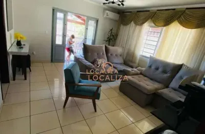 Casa com 3 dormitórios à venda, 350 m² por R$ 725.000 - Jardim Satélite - São José dos Campos/SP