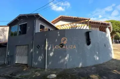 Sobrado com 3 dormitórios à venda, 260 m² por R$ 700.000,00 - Jardim Limoeiro - São José dos Campos/SP